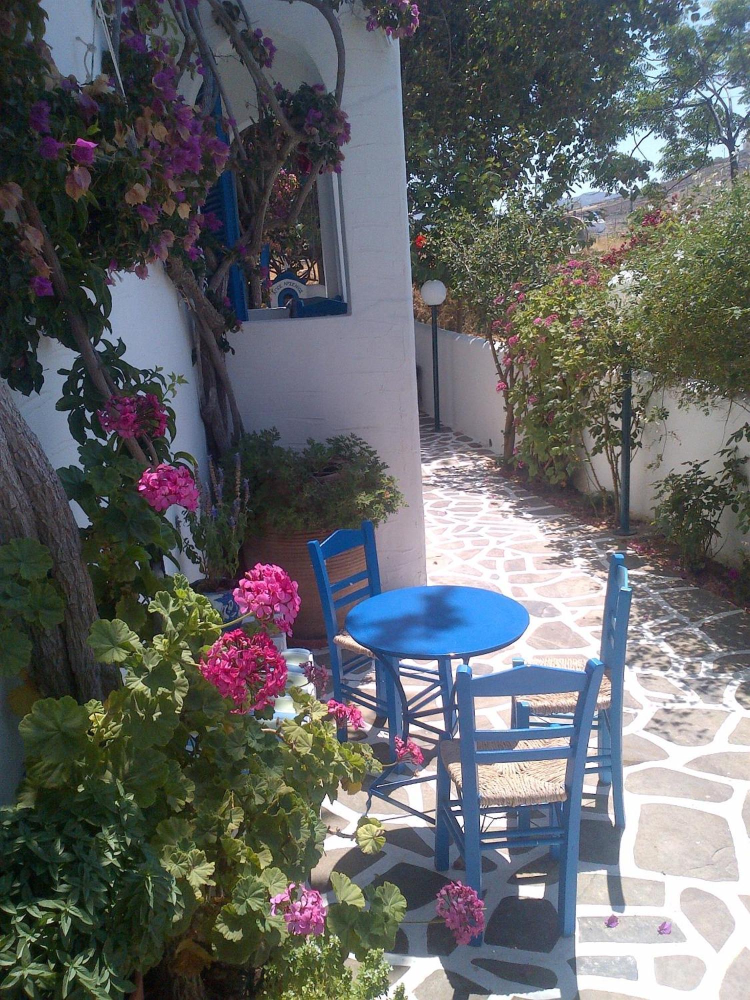 Pelagos Studios Parikia  Exterior photo